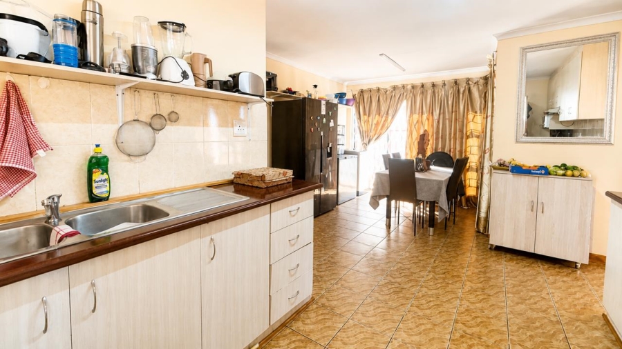 3 Bedroom Property for Sale in Mandela View Free State